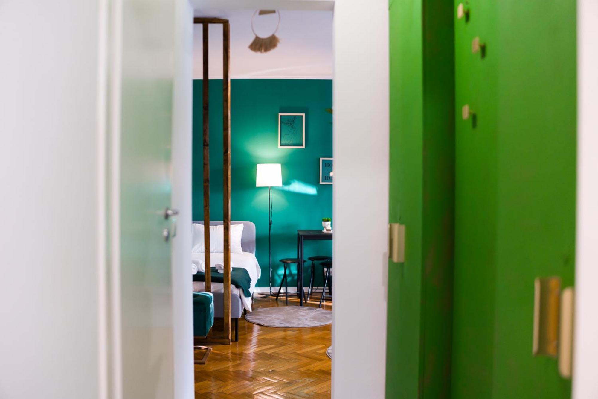 Hacienda Royal Palace - Central Designer Apartment Бухарест Экстерьер фото